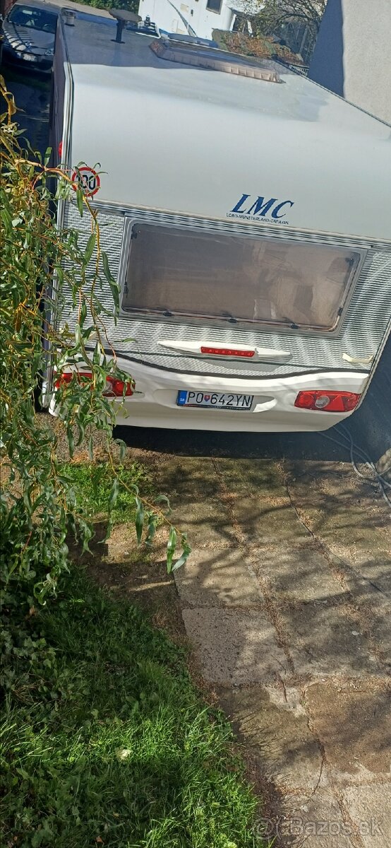 Obytny prives LMC - 6