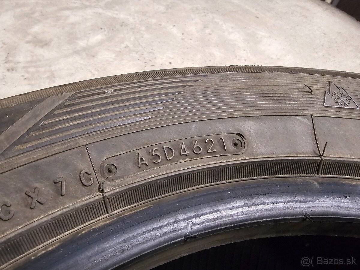 235/55R18 - 6