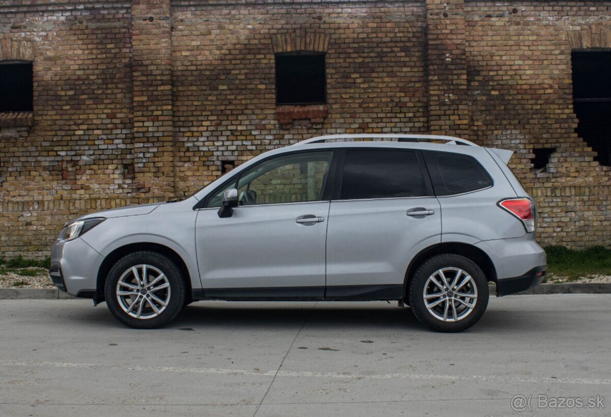 Subaru Forester 2,0 benzín/ automat/ - 6