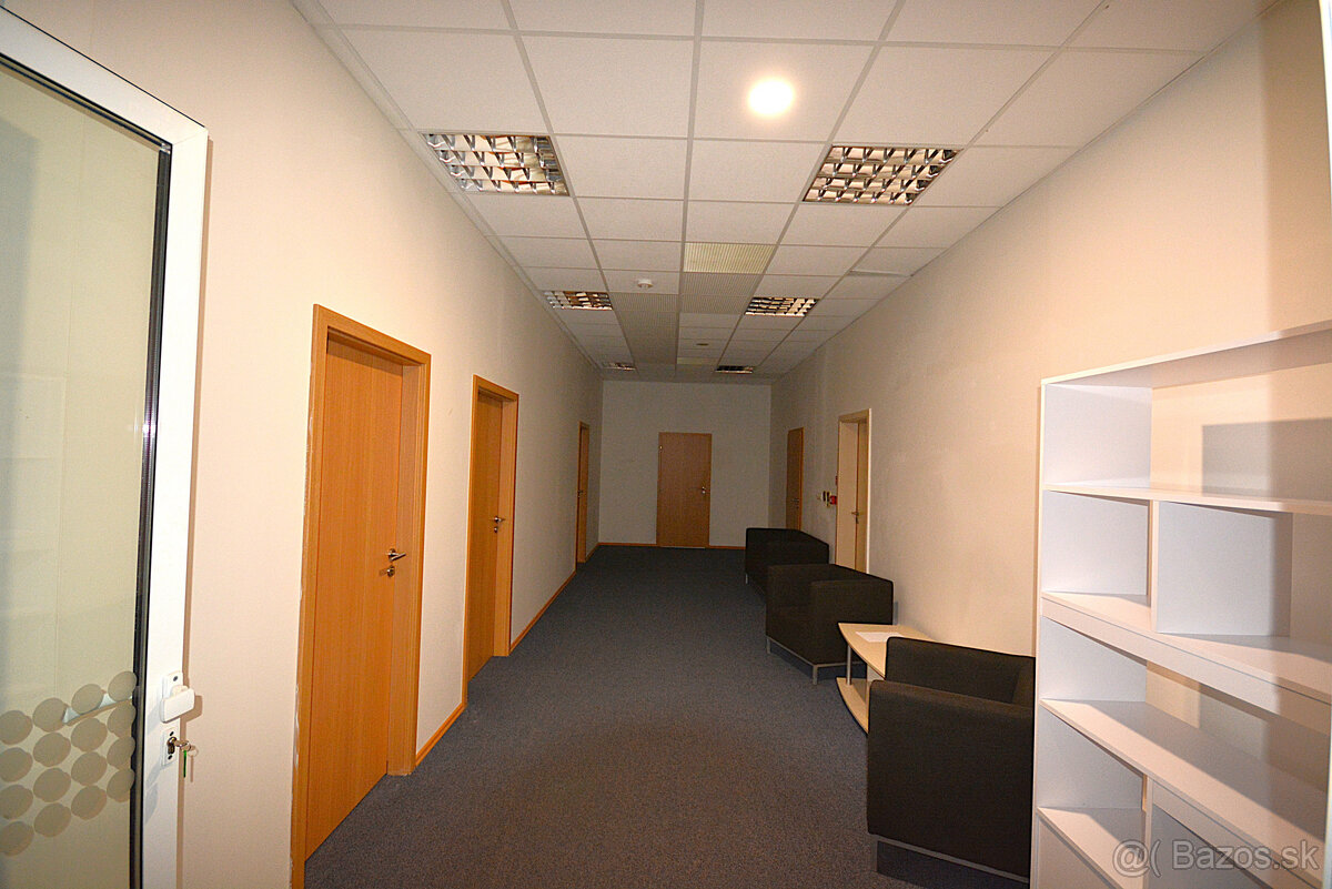 Kancelárske priestory - 85 m2 - v centre pri Auparku - 6