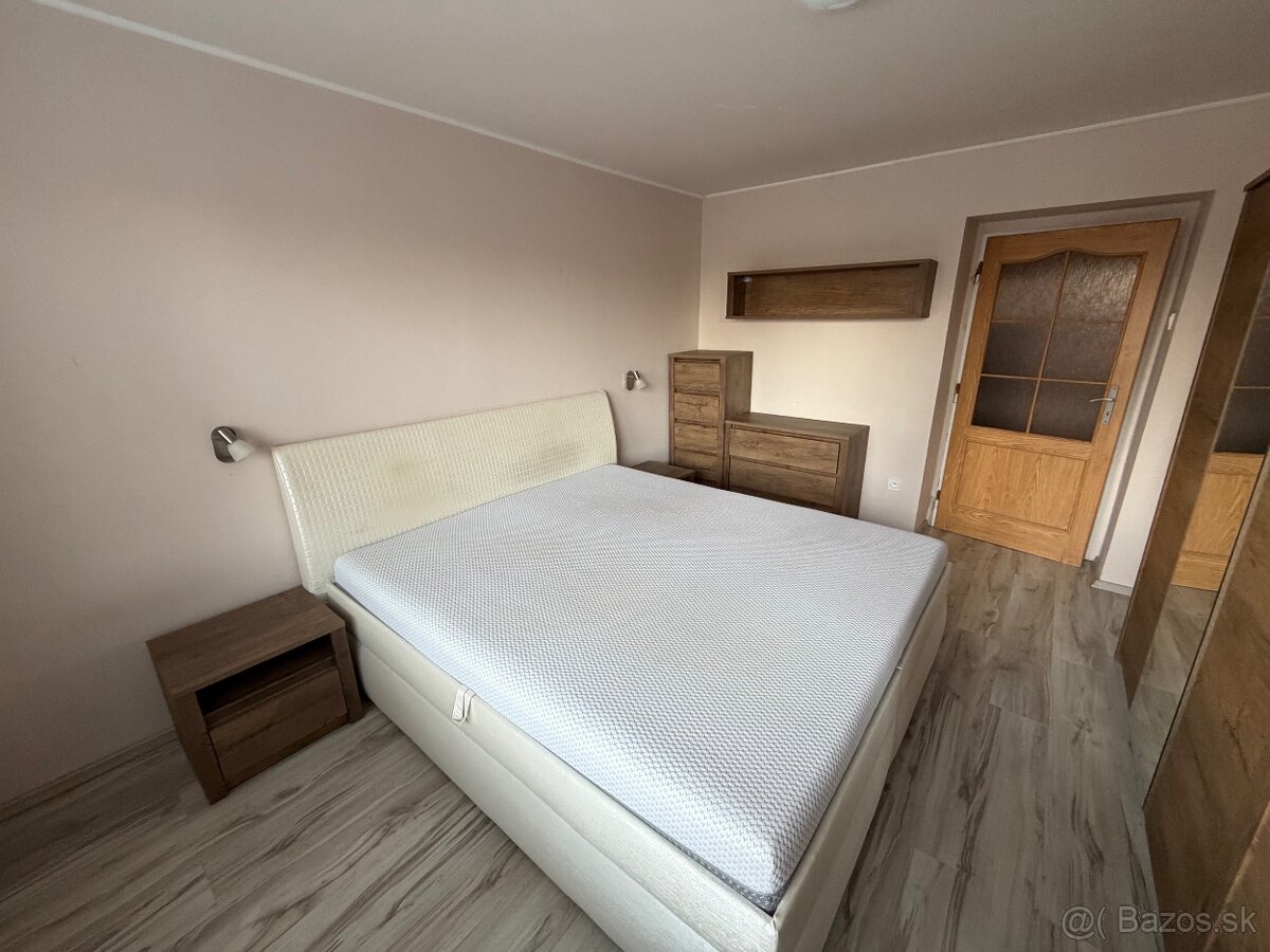 2 izbový byt v centre so zariadením, balkónom, klímou - 6