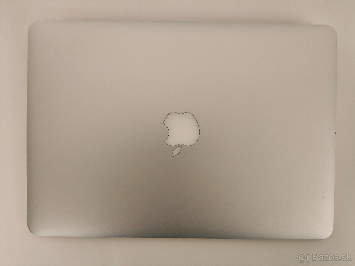 MacBook Air A1466 | i5 • 8GB • 128GB - 6