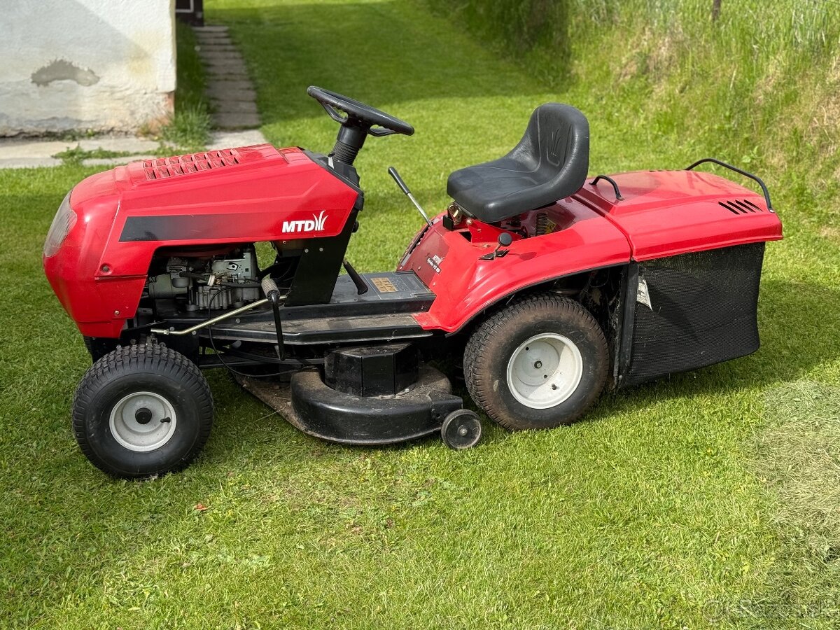 Traktorová kosačka MTD Spider - 6