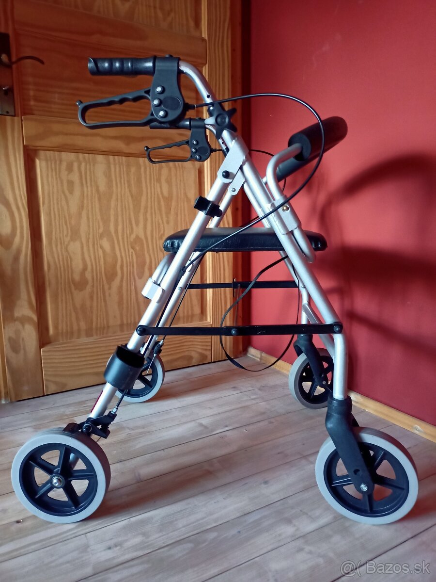 Chodítko pre seniorov -alu - 6