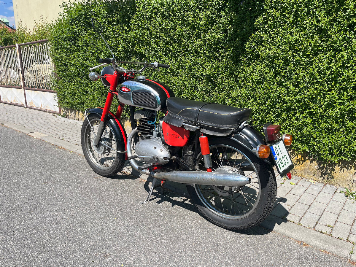 Jawa 250/590 Californian III - 6
