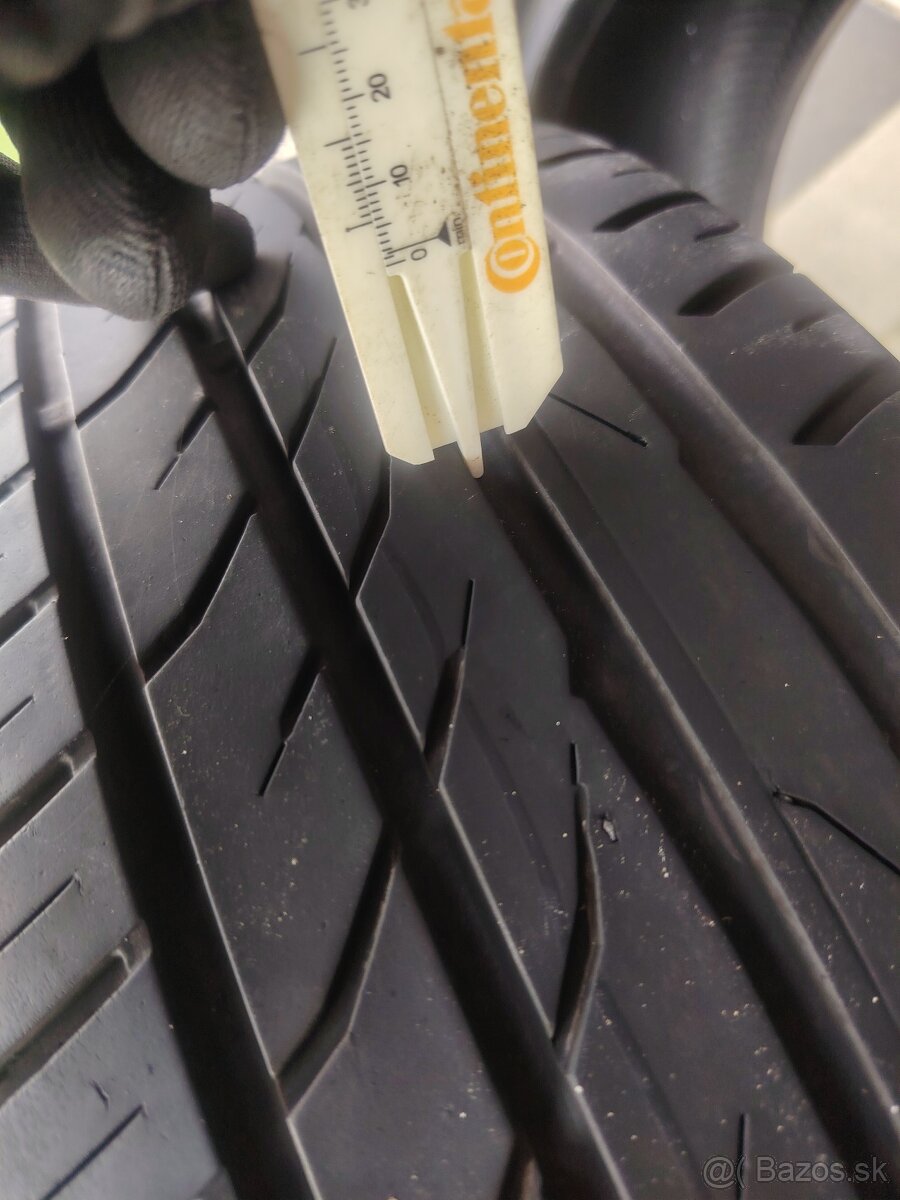 Predám 205/55R17 95V letné - 6