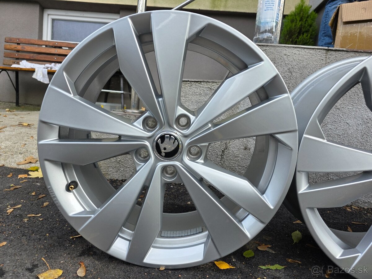 Nove disky VW 5x112 r18 - 6