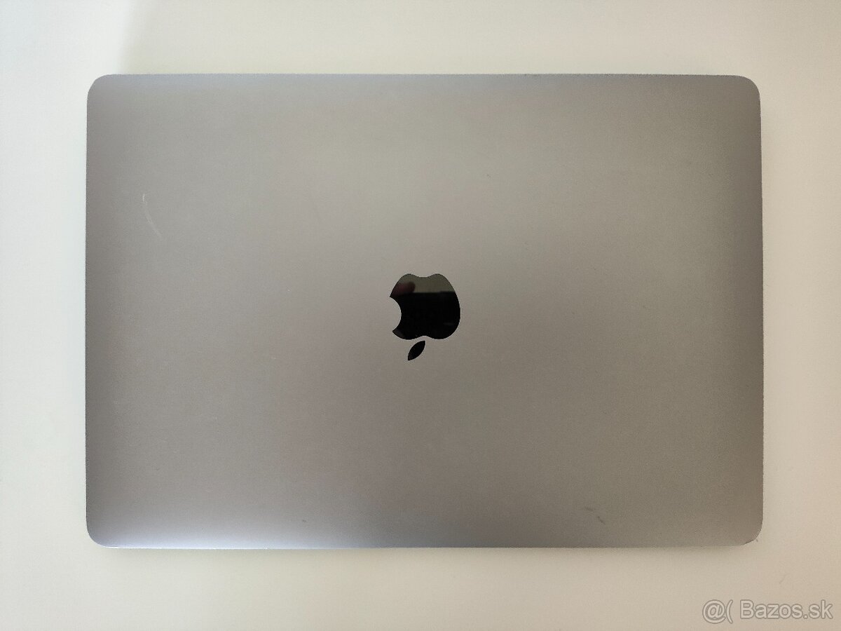 MacBook Air 2020 | i5 • 8GB • 256GB SSD - 6