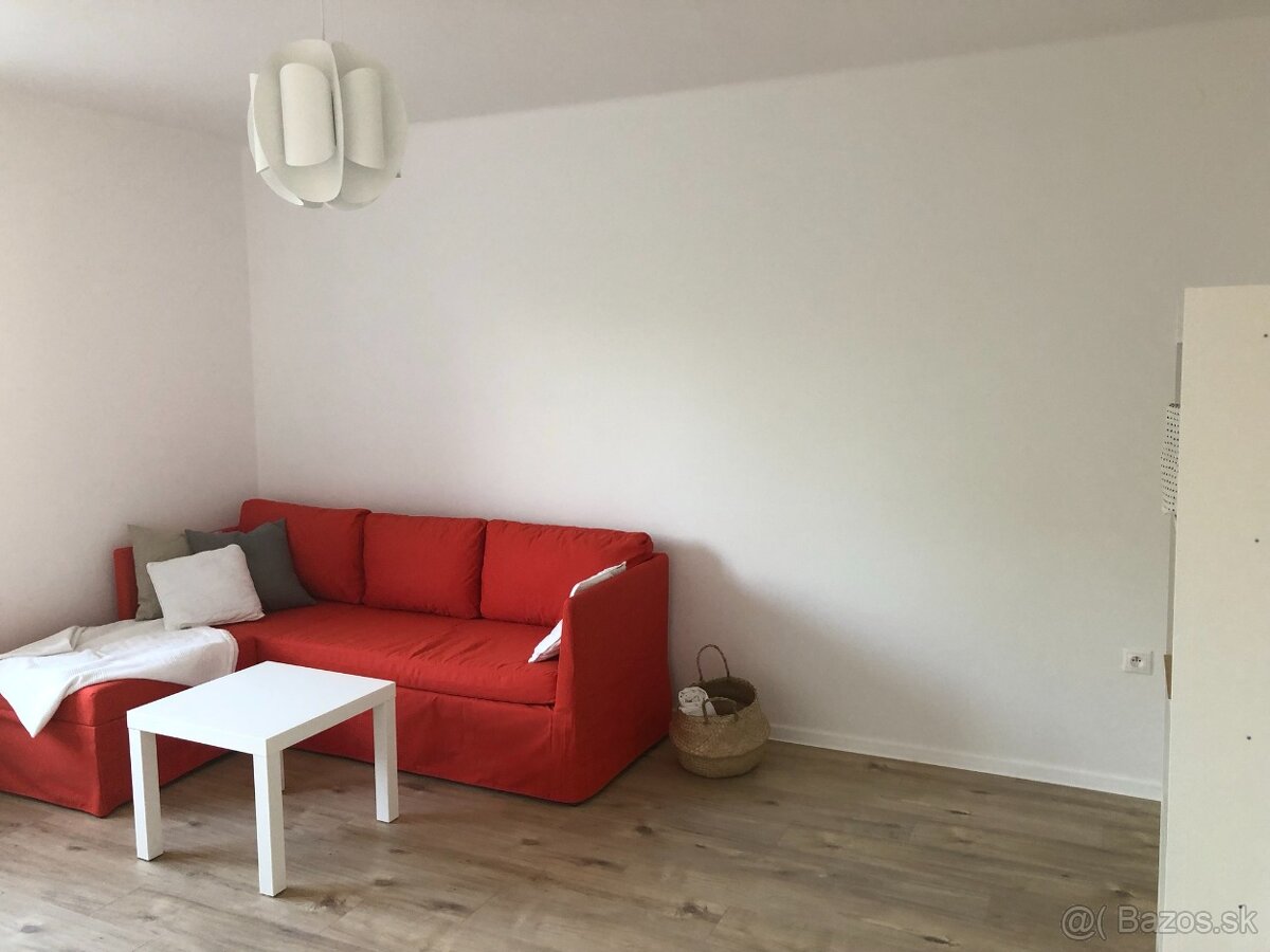 2-izbový byt Dlhé Hony - rekonštruovaný a zariadený - 6