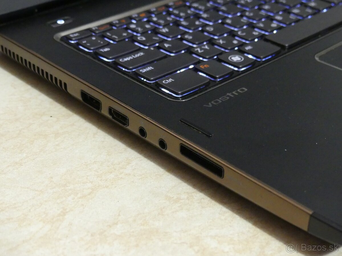 extra velky notebook Dell Vostro 3750 17", Win 11, i7, SSD - 6