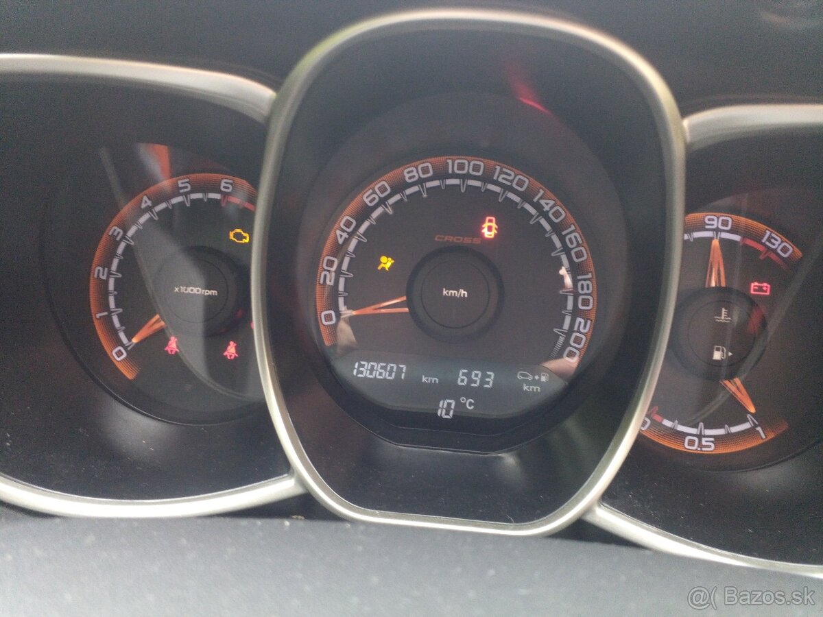 Lada Vesta SW CROSS - 6