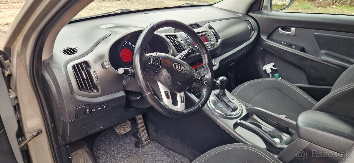 Kia Sportage 2.0 crdi 4x4 AUTOMAT - 6