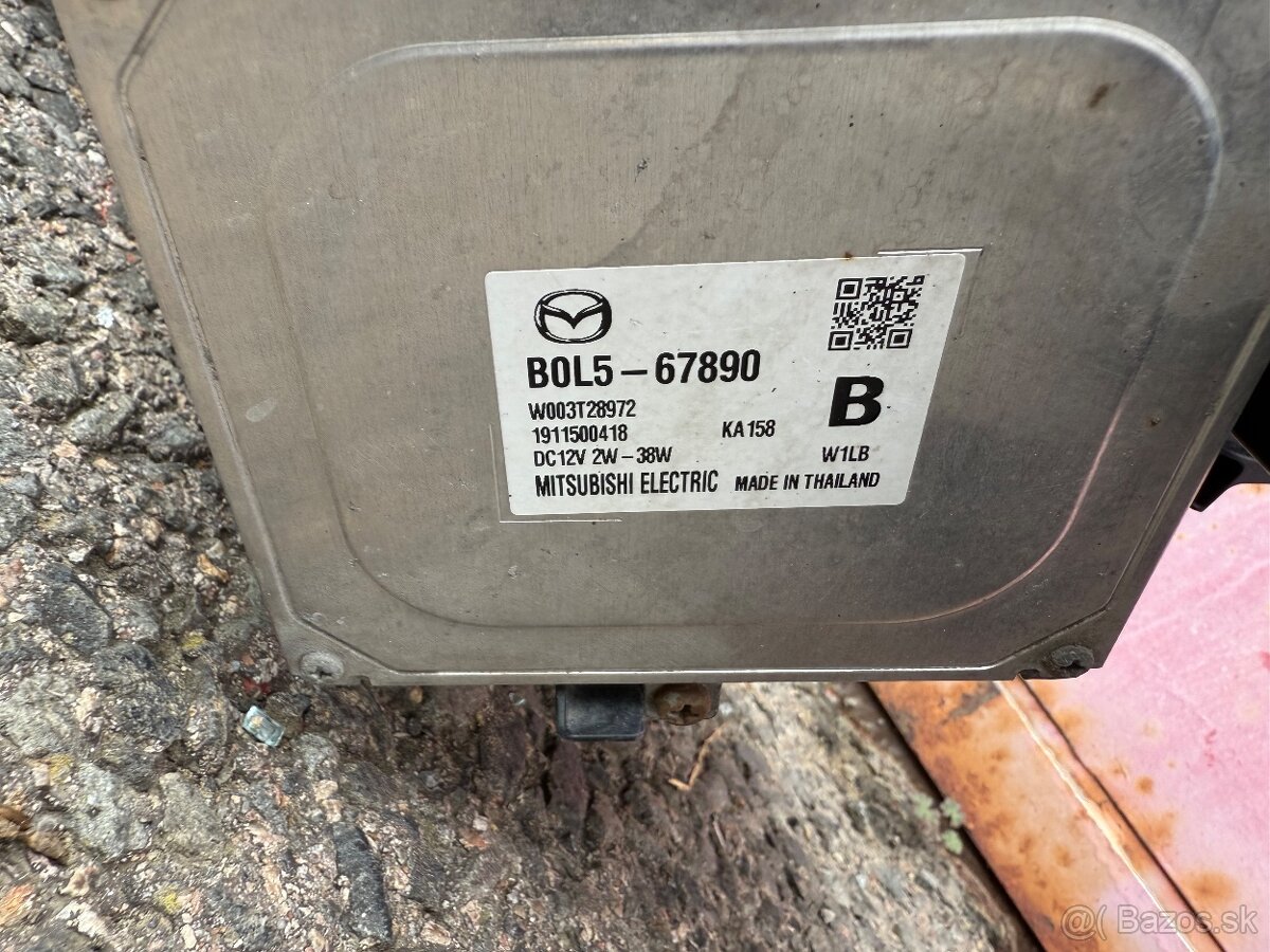 Predne svetla Mazda CX-30 - 6