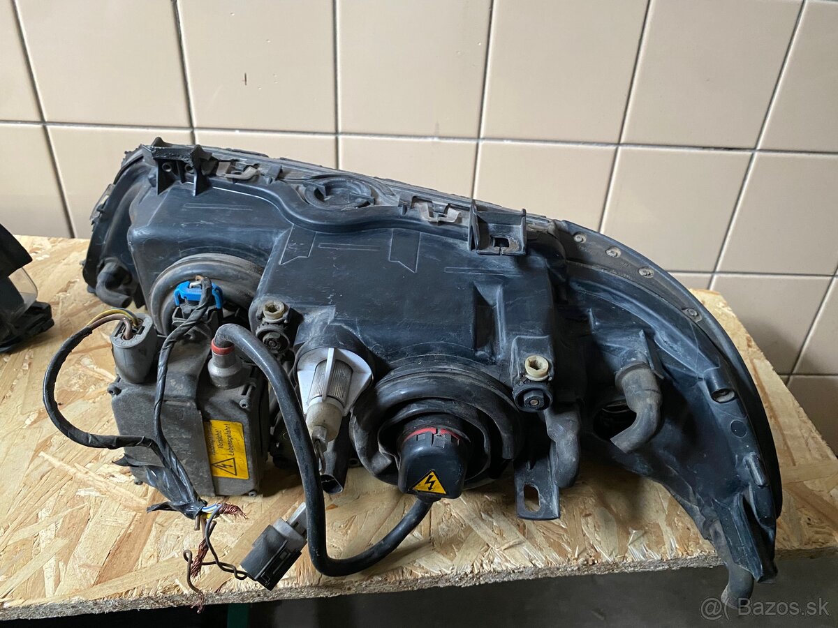 Xenon svetlá Hella BMW E39 - 6
