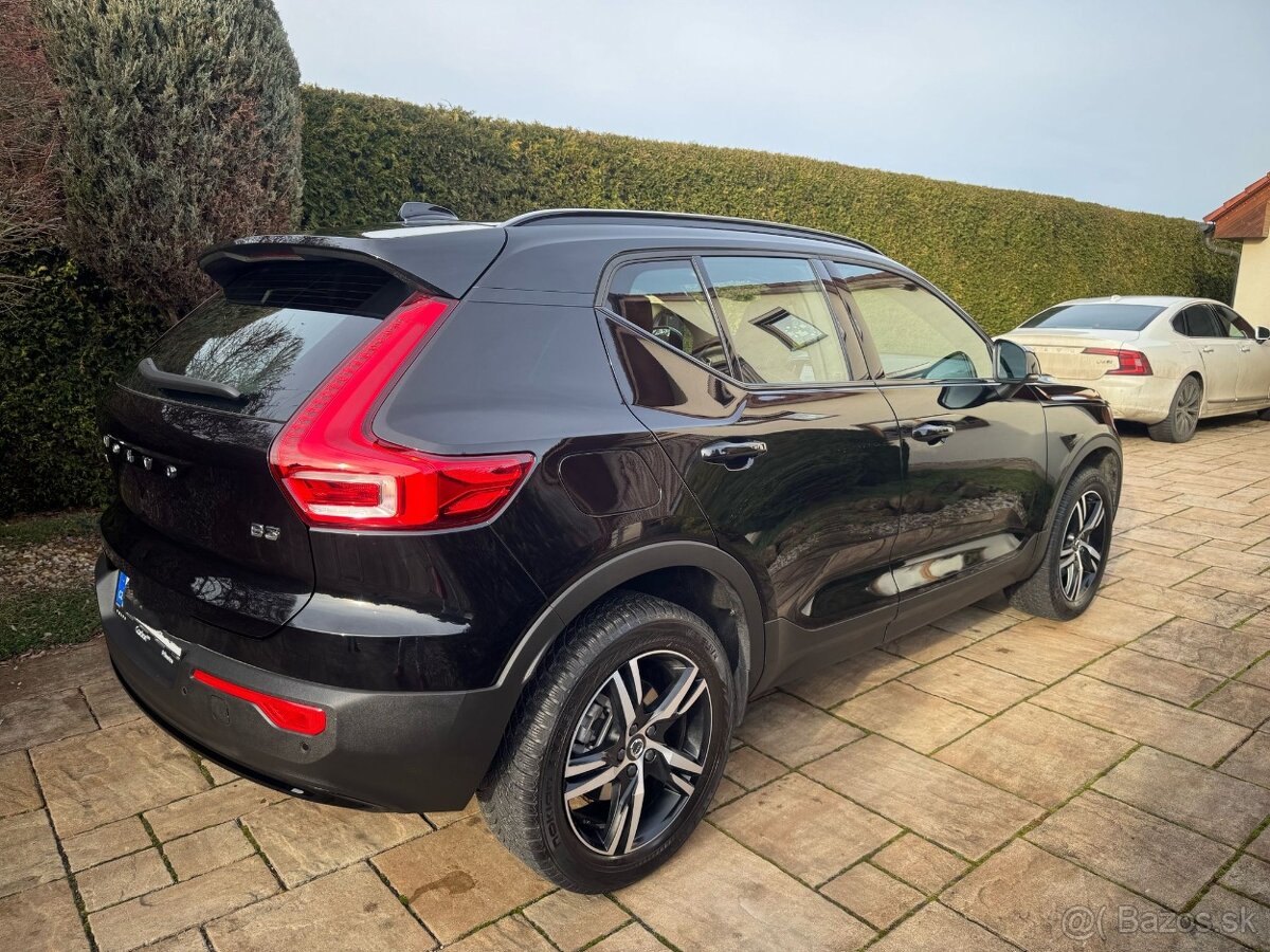 Volvo XC40, B3 AUT PLUS BLACK EDITION , DPH , 2/2026, 900km - 6
