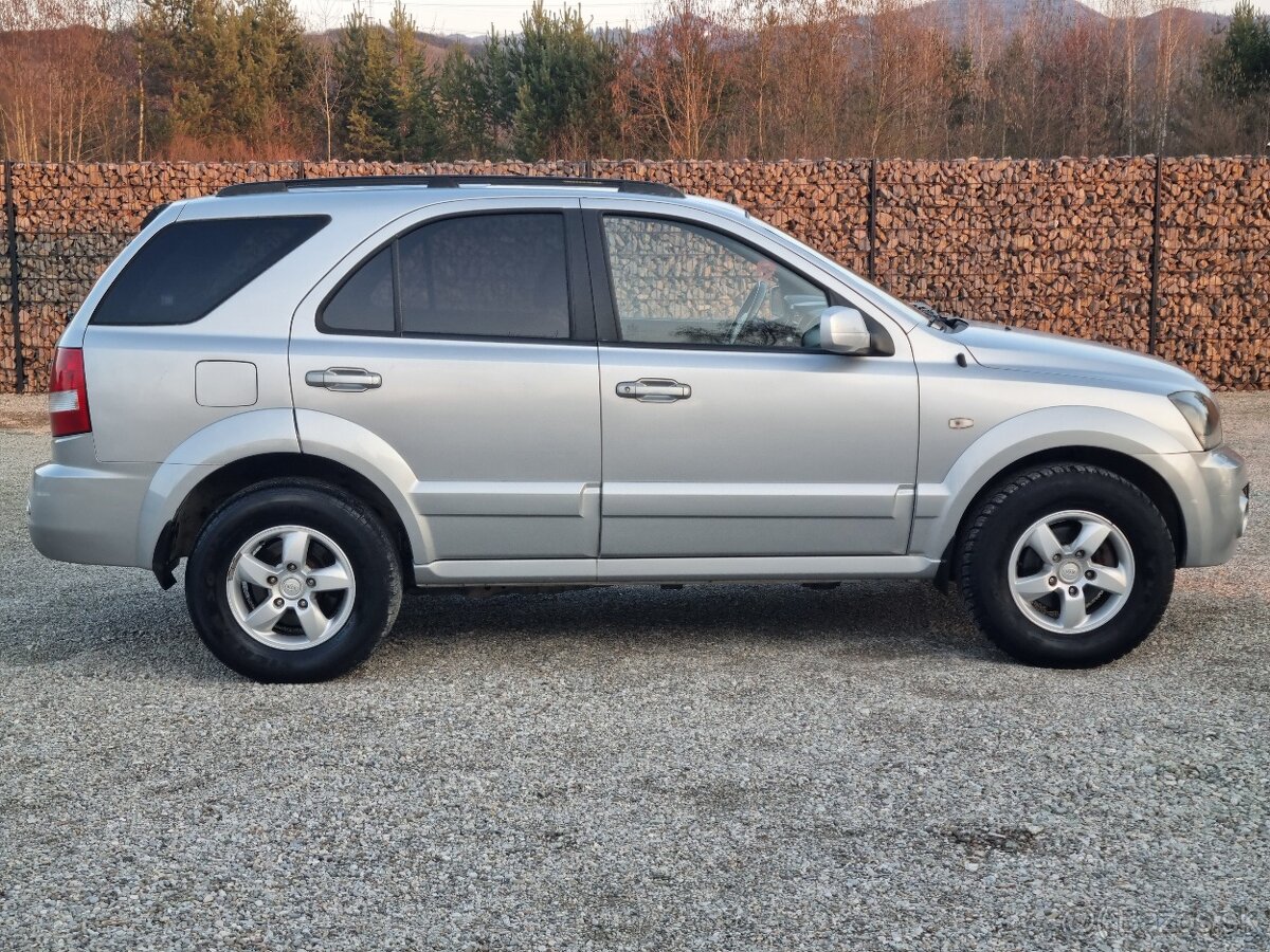 KIA SORENTO 2,5CRDi 4x4 - 6