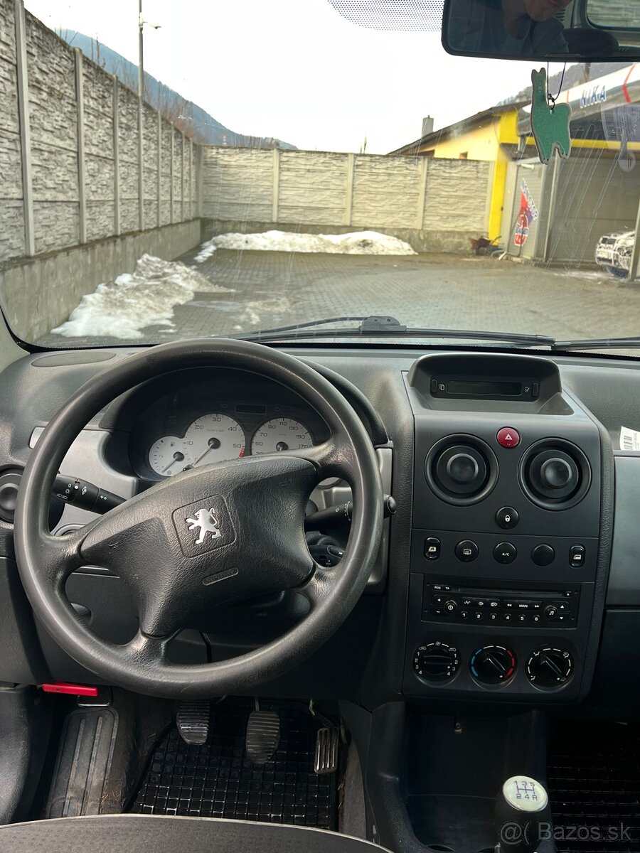 Peugeot Partner 2.0HDI - 6