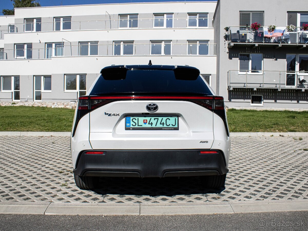 Toyota bZ4X BEV 71,4 kWh Executive AWD XMODE - 6