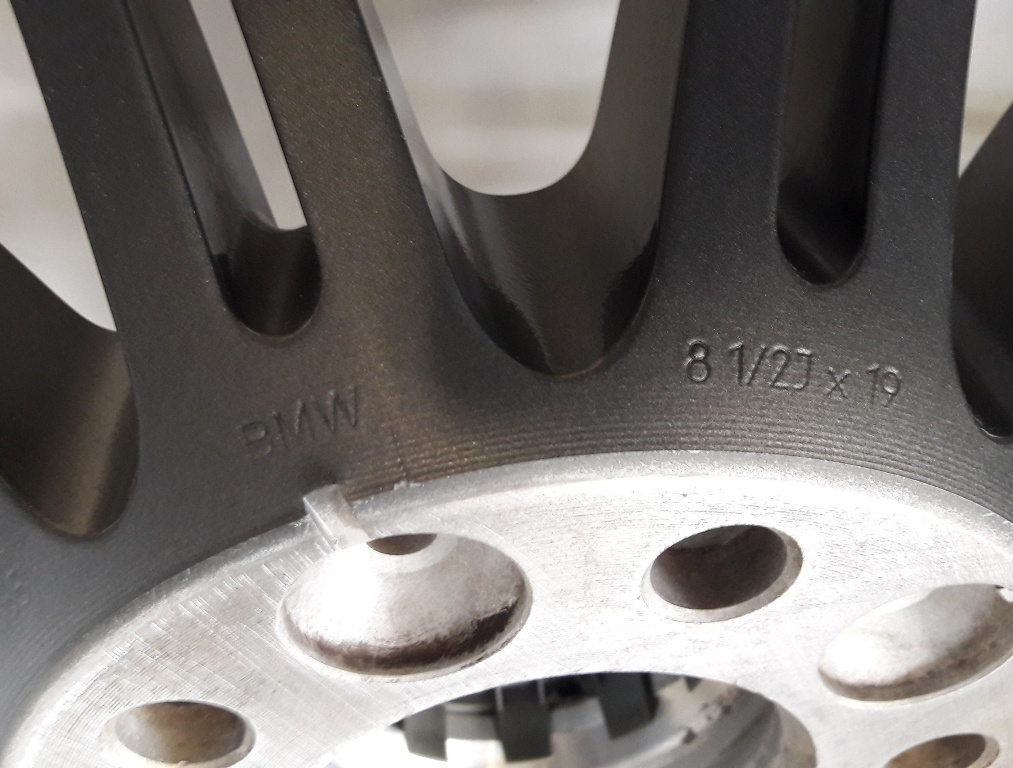 BMW M3 E92 19" Styling 220 - 6