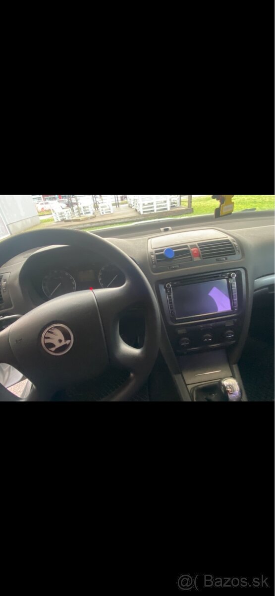 ŠKODA Ocatvia ll 2.0 TDI - 6