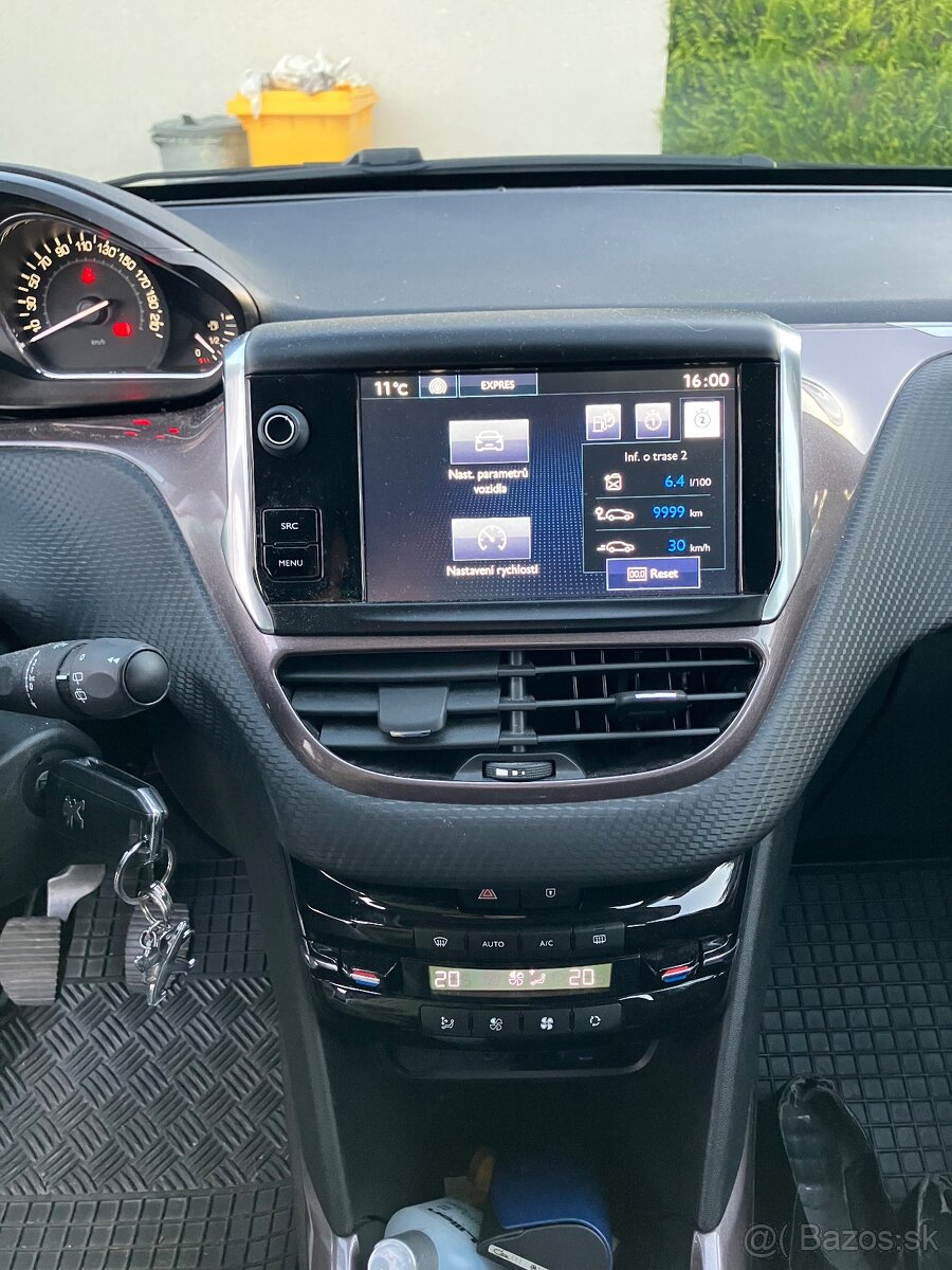 Peugeot 2008, 2014, 48 000 km najazd - 6