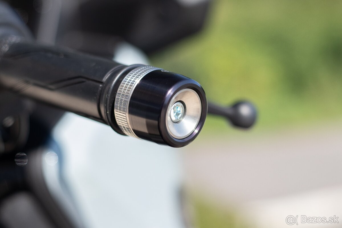 Yamaha XMAX 300 Tech Max model 2025 cena s DPH - 6