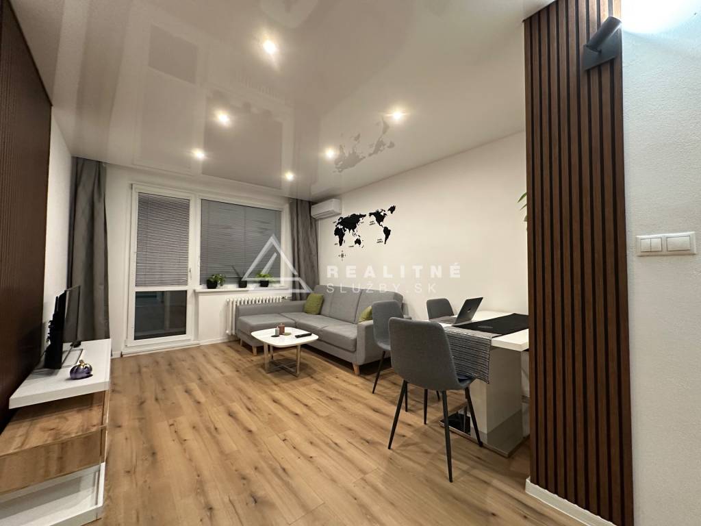 Krásny 3-izbový byt (70 m²) Exnárova ulica Darg.Hrdinov - 6