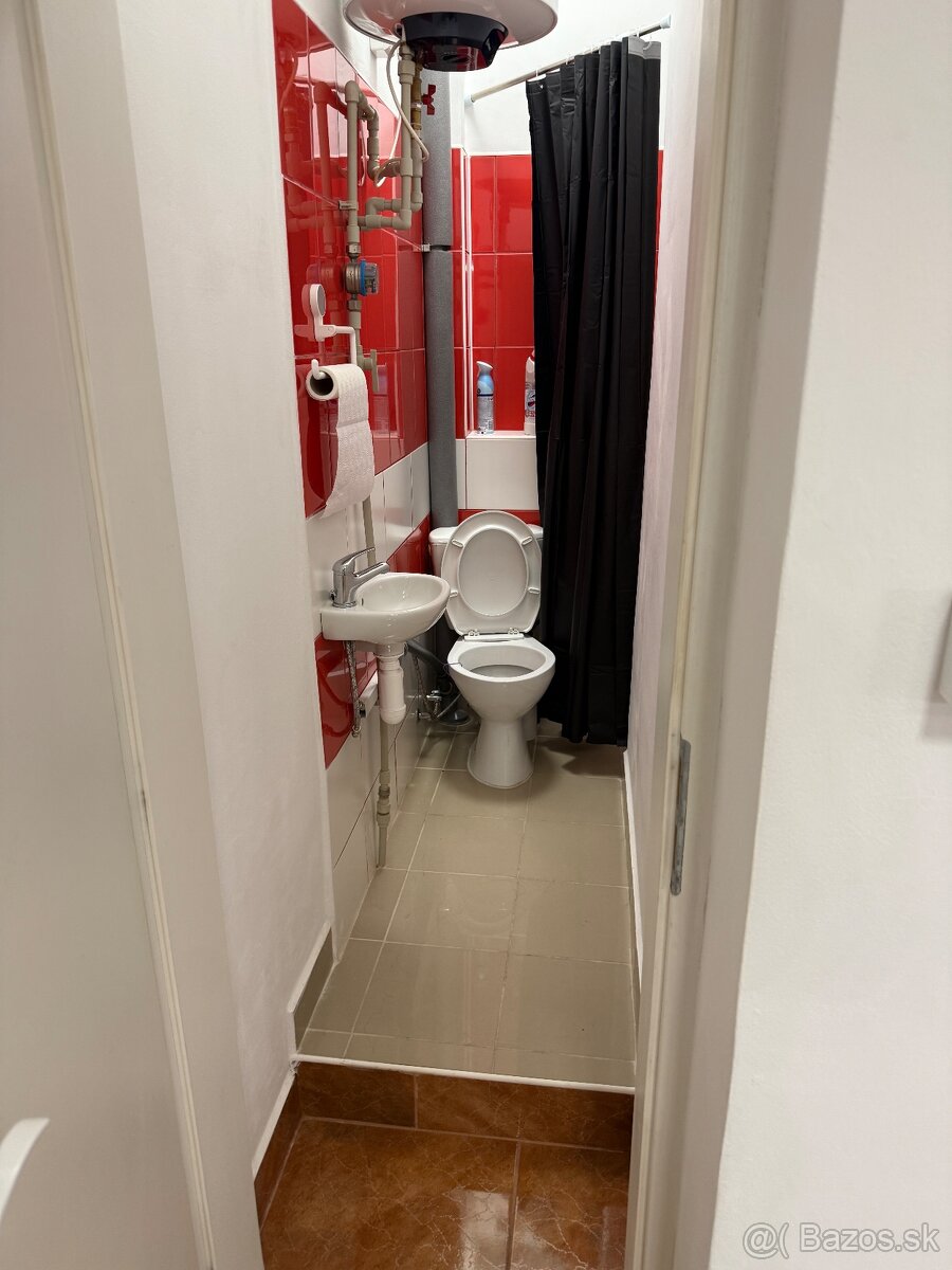 Obchodné priestory 28m2, 40m2, 65m2 - 6