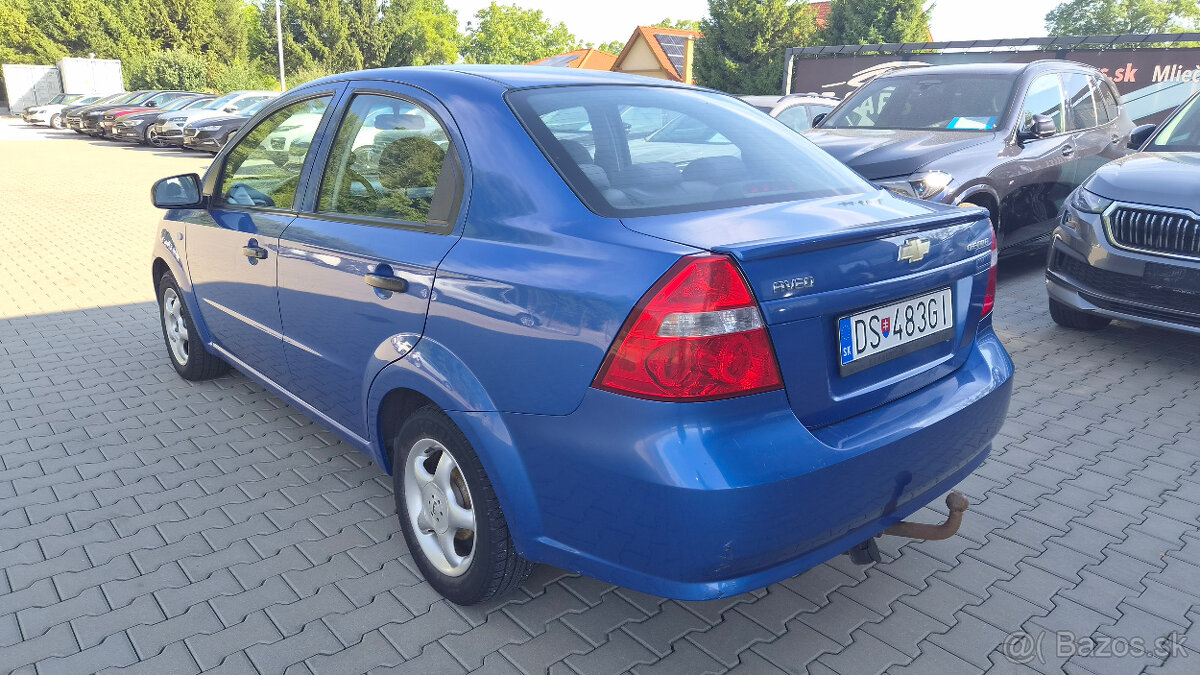 Chevrolet Aveo 1.4 16v Elite - 6