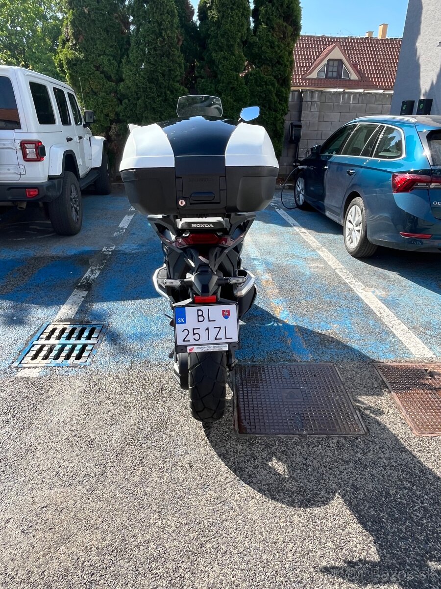 Honda X-ADV 750 - 6