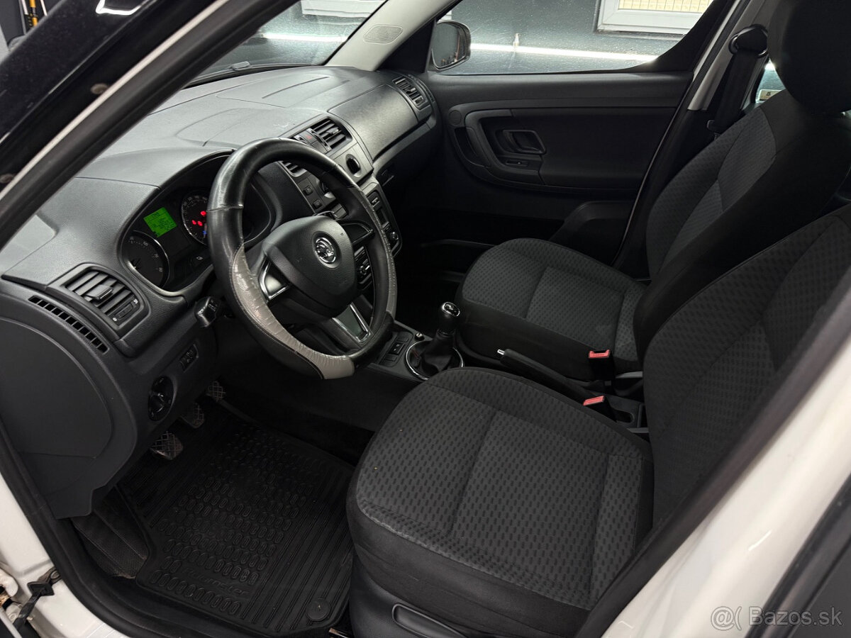 Škoda Roomster 1.2 TSI 105k Active - 6
