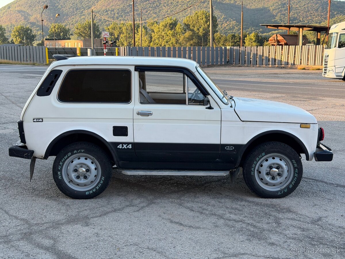 Lada Niva 4x4 - 6