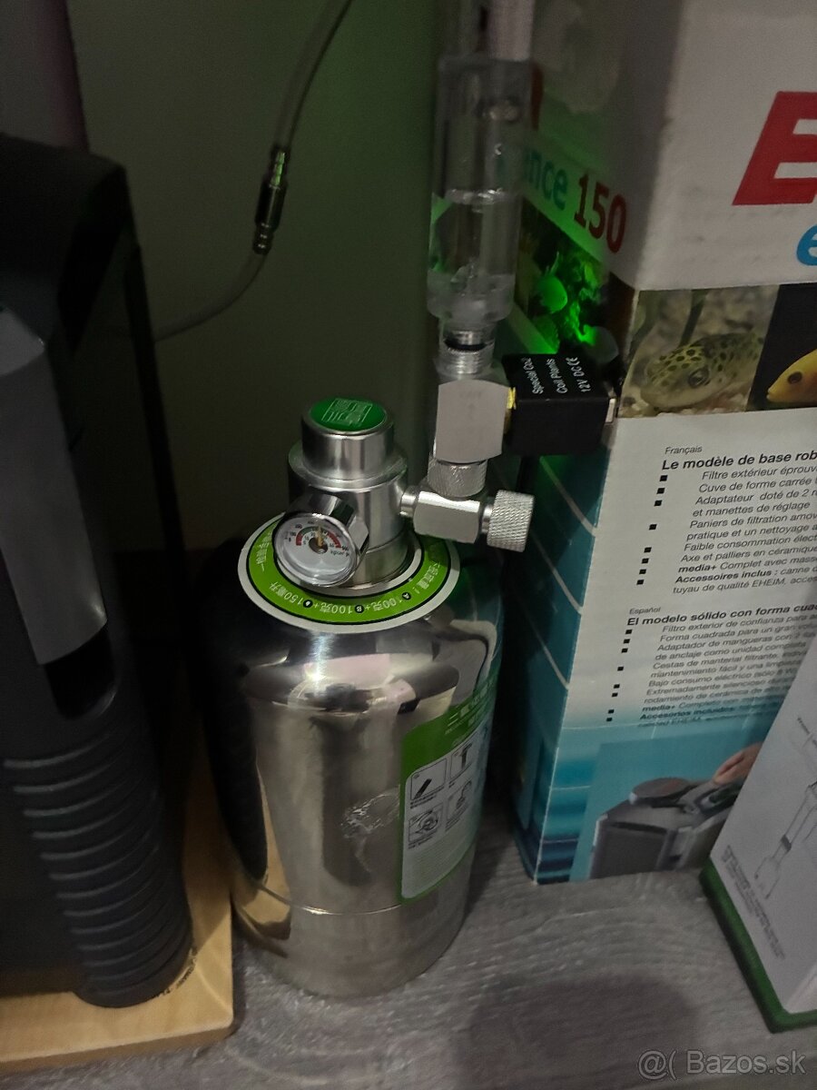 Predám 36L optiwhite akvárium - 6