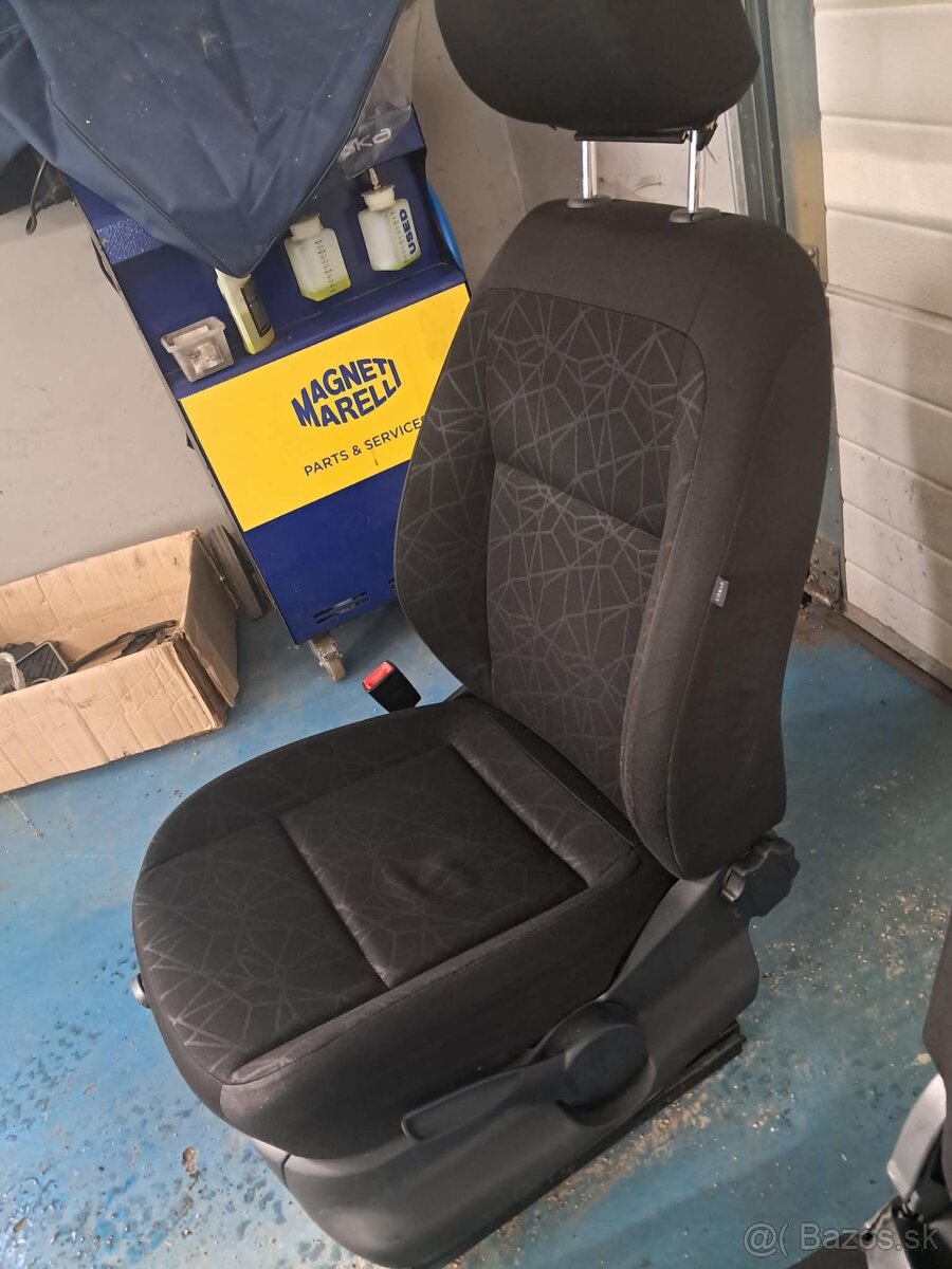 Sedacky Škoda roomster fabia 2 - 6