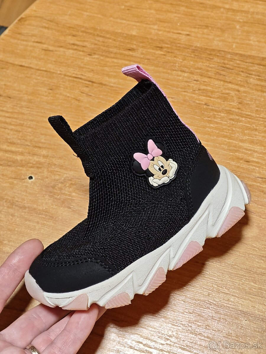 Minnie Mouse č.22 - 6