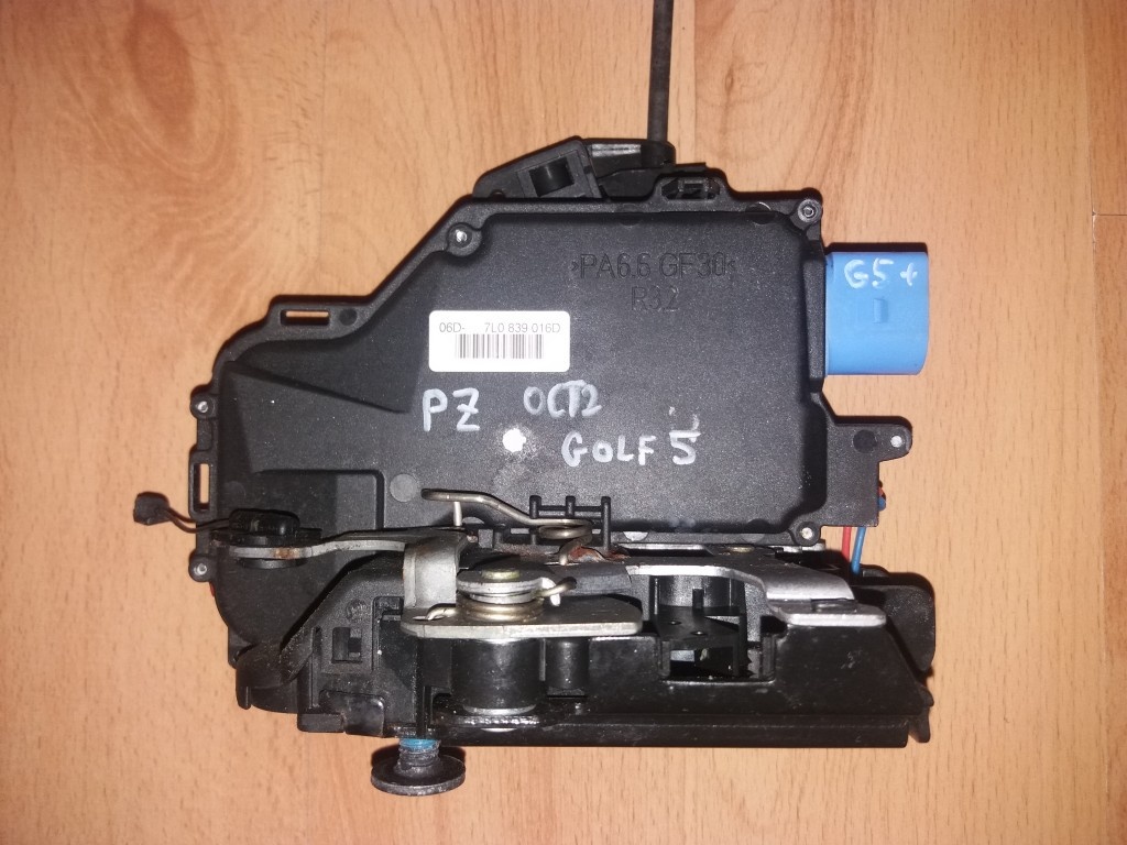 ZÁMKY DVERÍ - OCTAVIA 2, GOLF 5, TOURAN - 6