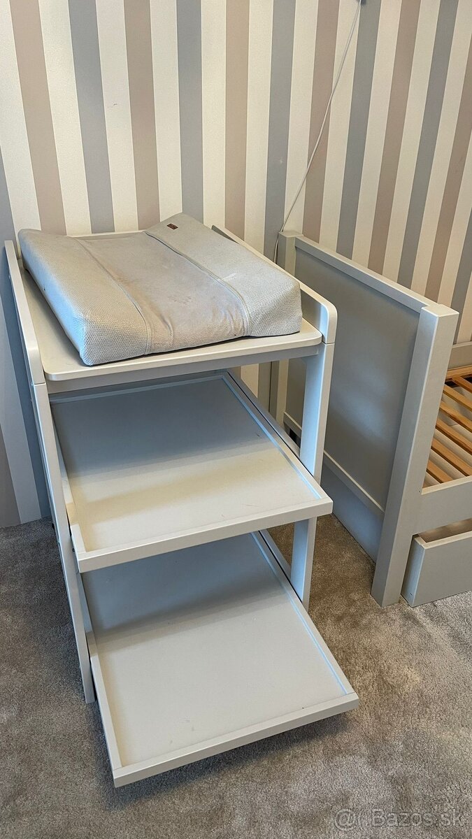 Detska postel Junior a prebalovaci pult - 6