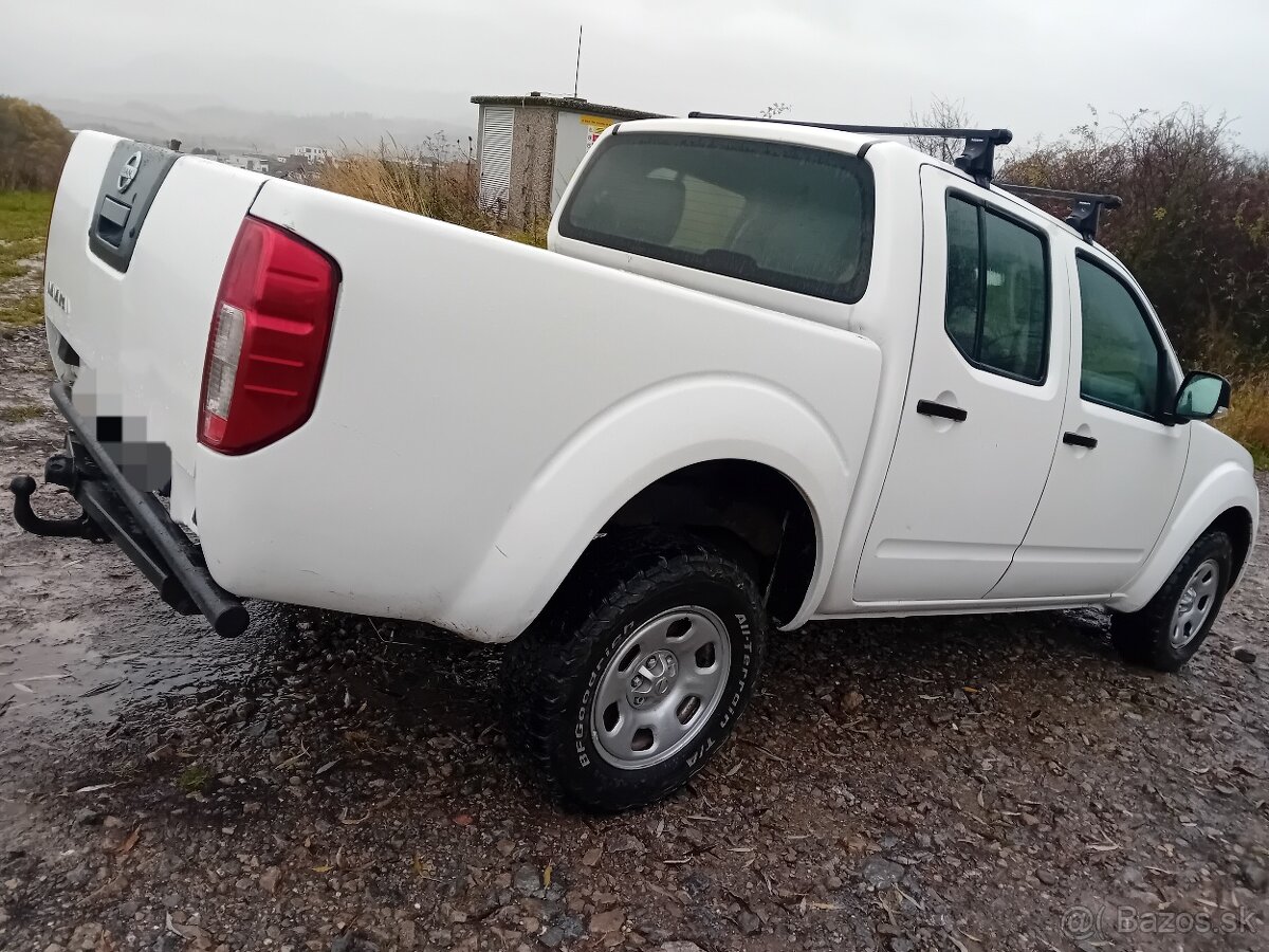 Nissan Navara 2,5 dci 4x4 nová STK a EK - 6