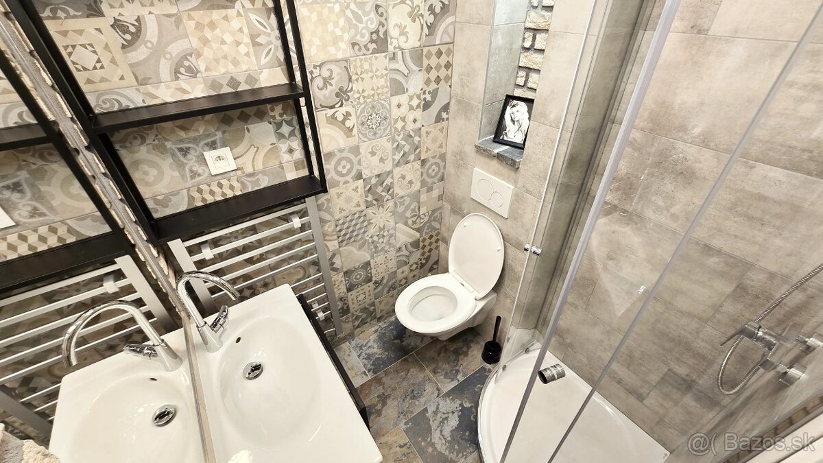 Prenájom garsónka v centre mesta Banská Bystrica - 6
