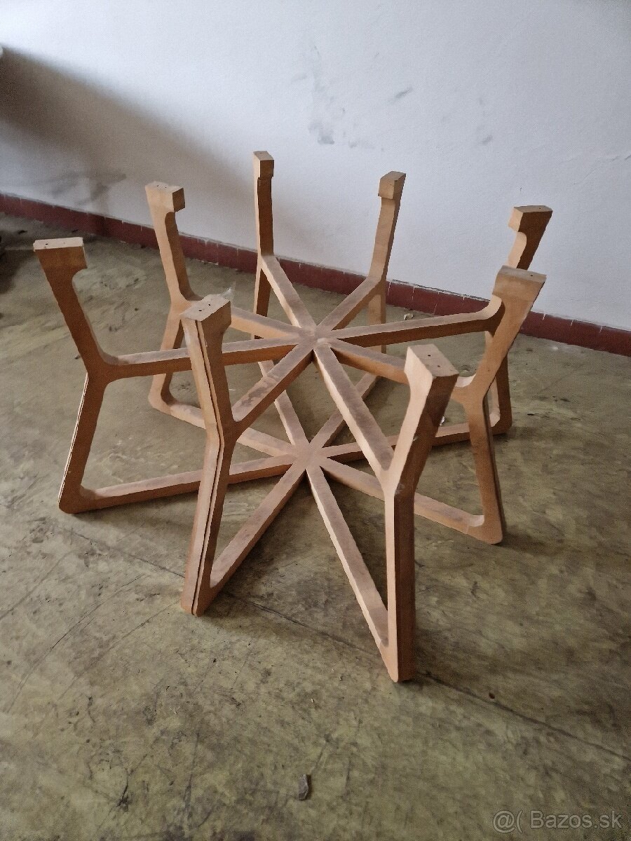 Predám rôzne kusy masívneho nábytku - 6