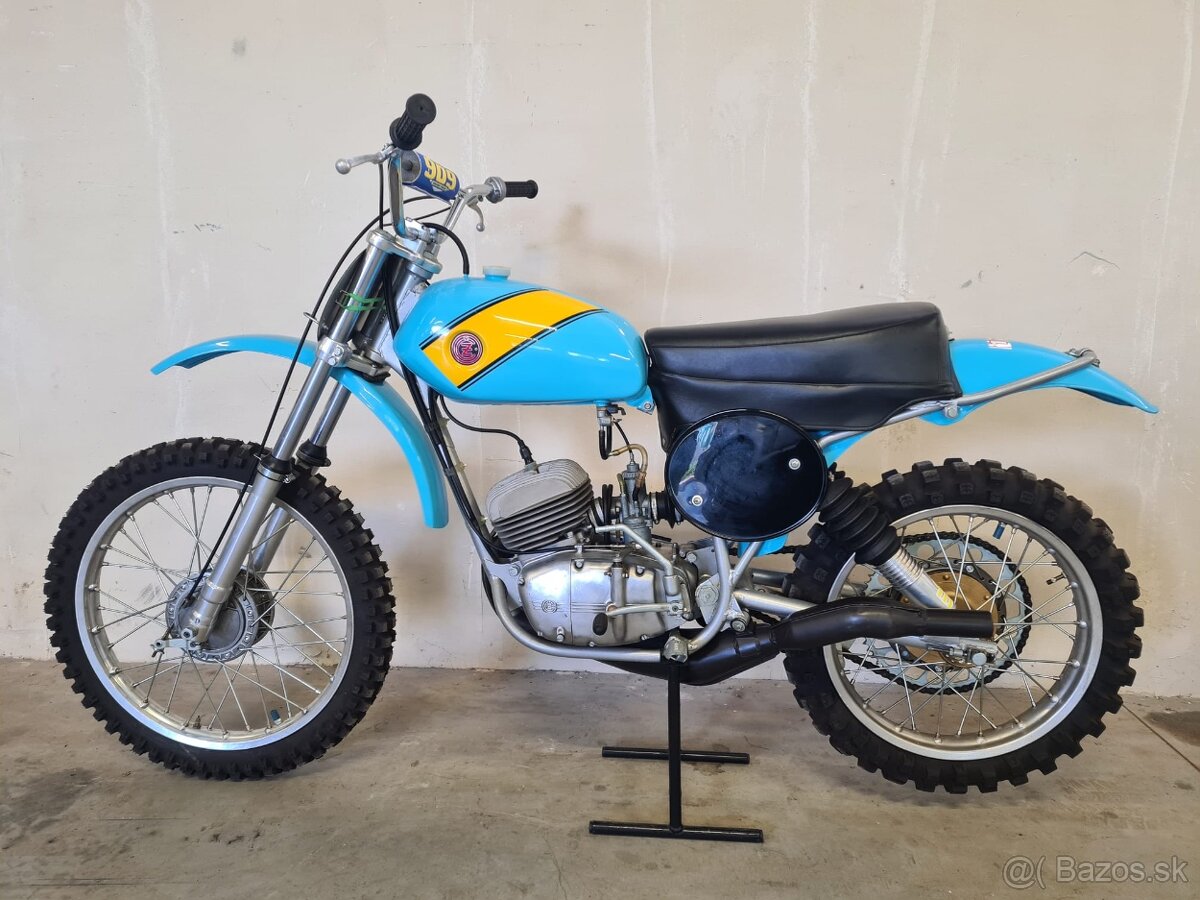 ČZ 125 typ 996.0 - 6