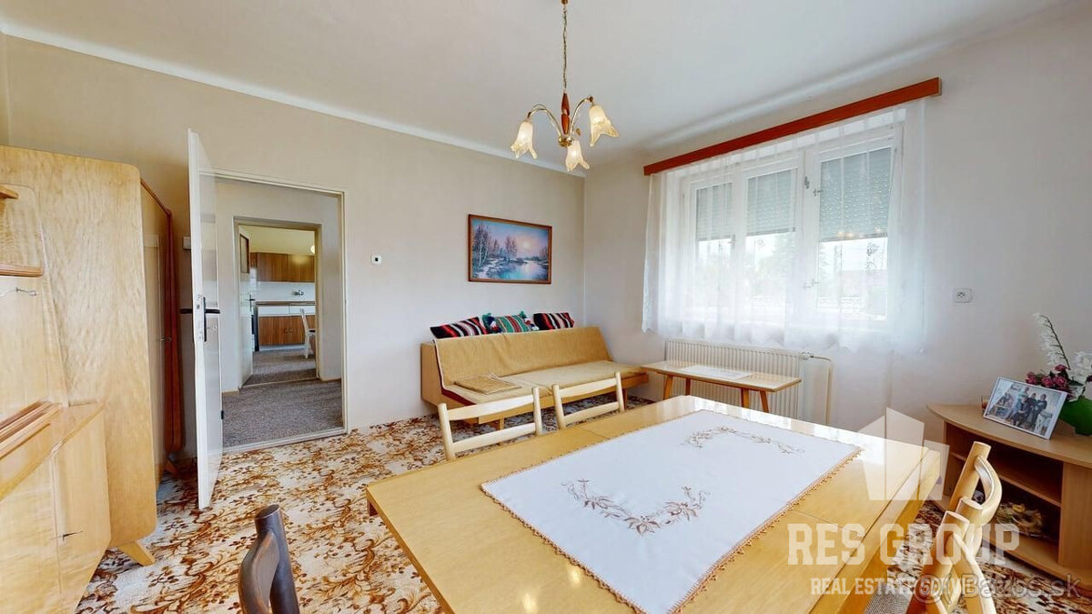 Na predaj, rodinný dom so 7 izbami, 1573 m2 Pozemok, Dubové - 6