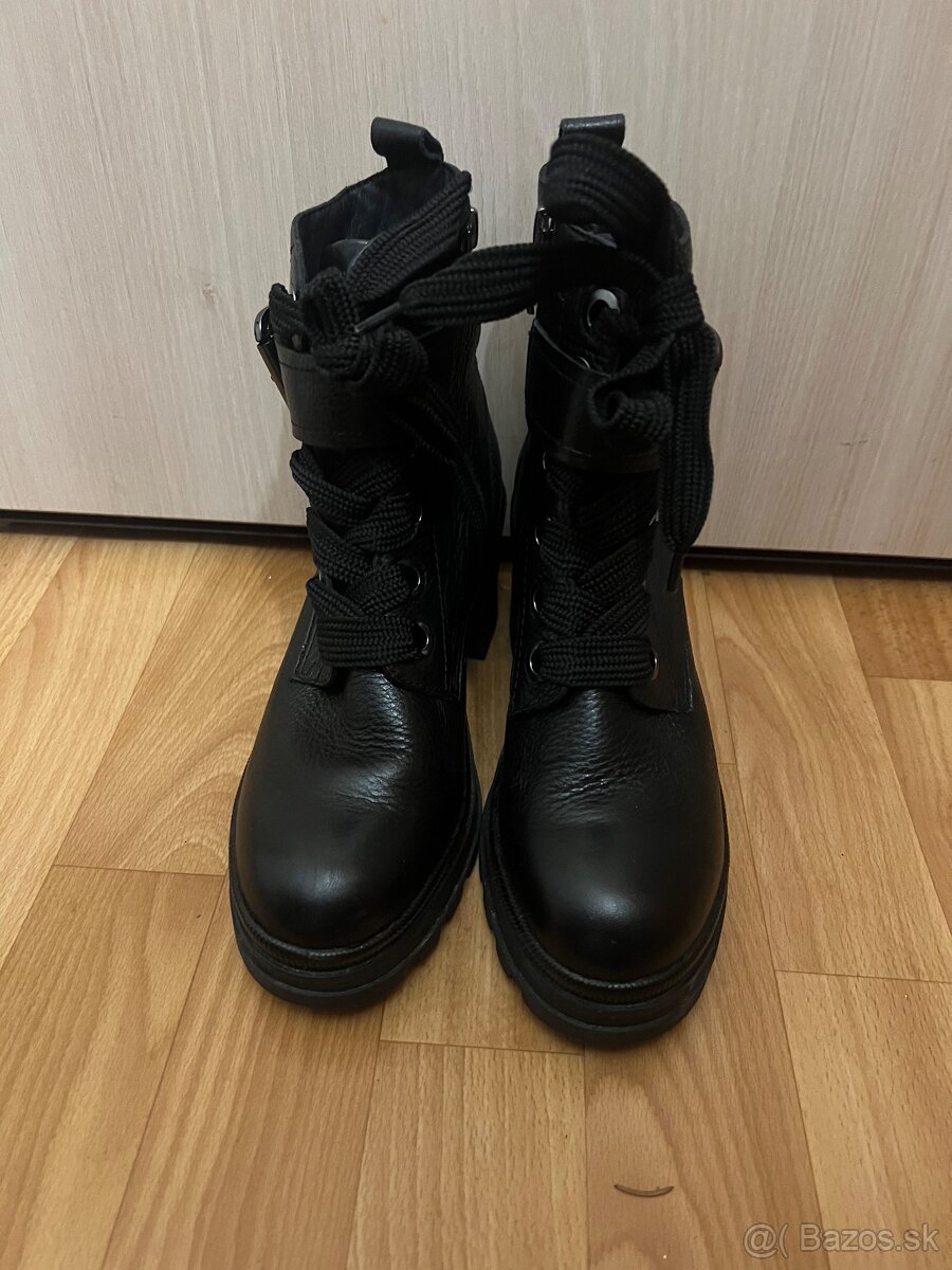 Dámske kožené členkové čižmy – veľ. 36 / 37 - 6