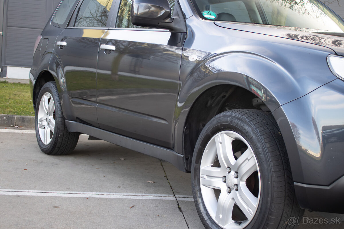 Subaru Forester 2.0 SX 4x4 Benzín Automat - 6