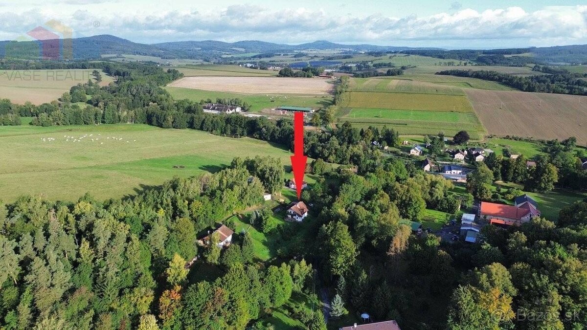 Rodinný dom 5+1 s dvojgarážou a pozemkom 2771 m², okres Doma - 6