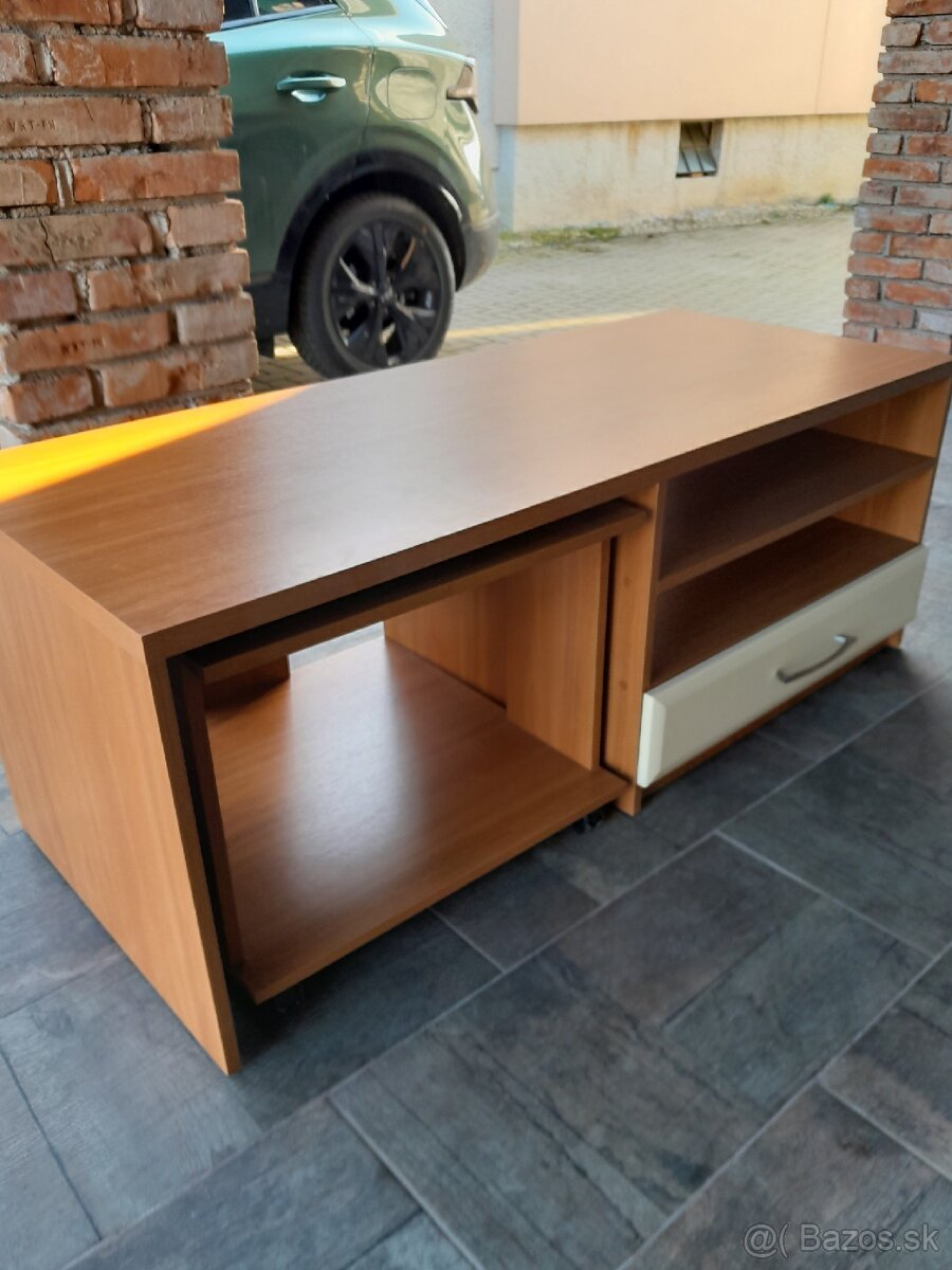 Stolík pod TV - 6