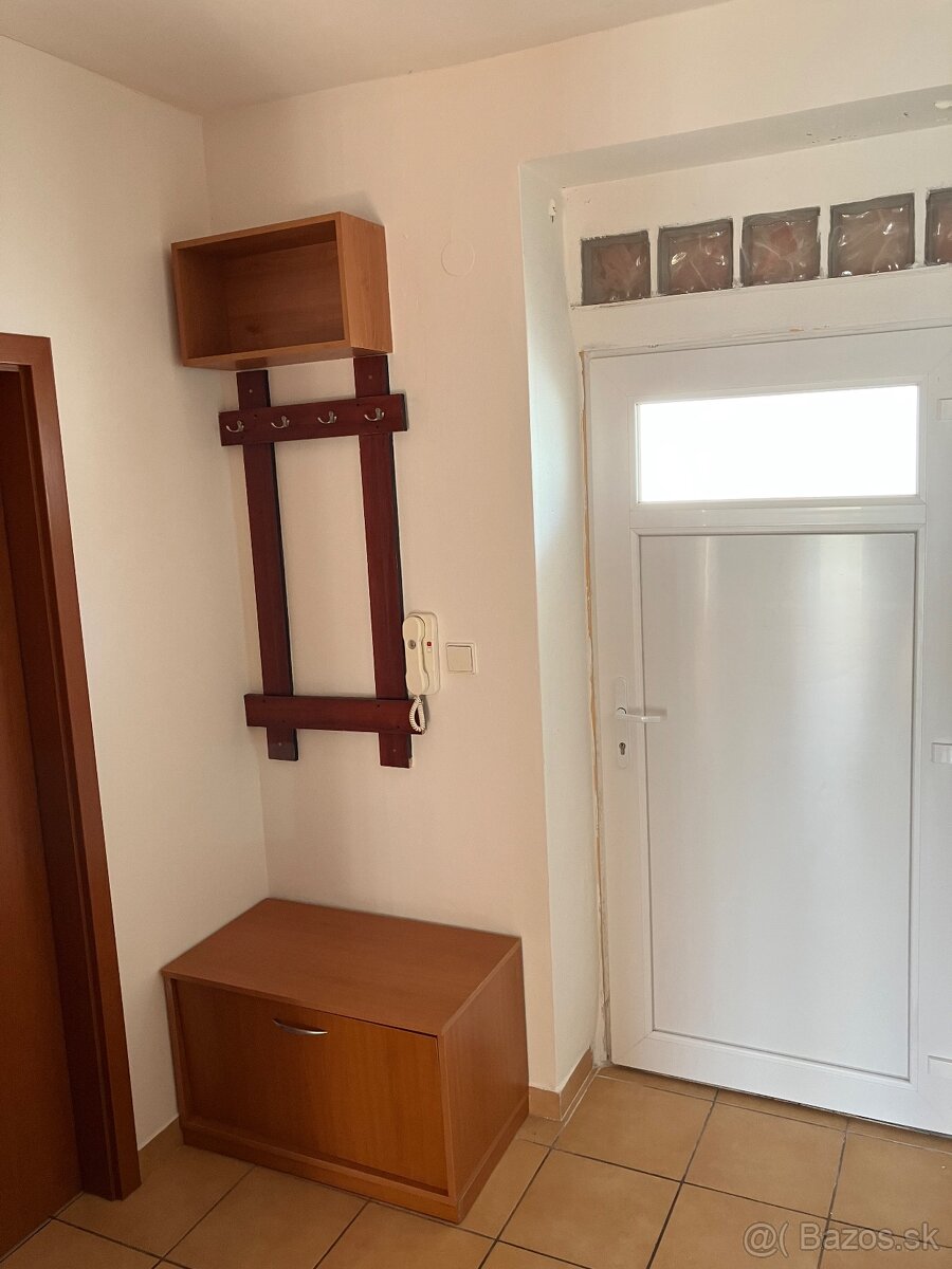 Velka garsonka - novostavba - sirsie centrum - 6