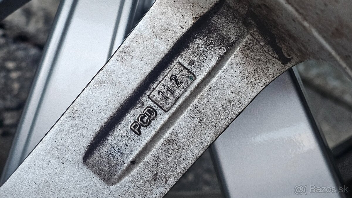 Predám zimné komplety Audi - 6