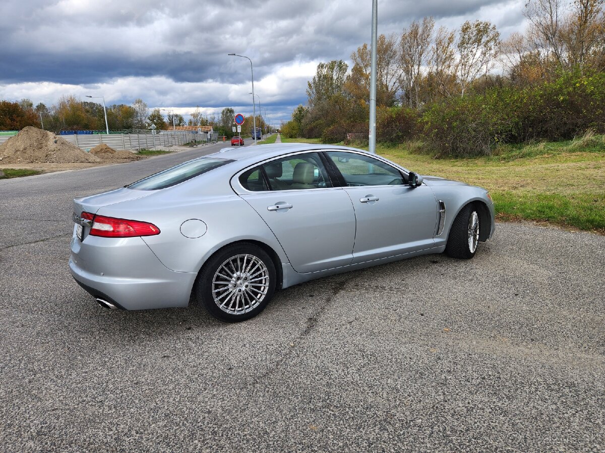 Jaguar XF 3.0D V6 202 kW - 6