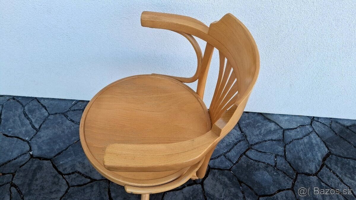 Otočné křeslo TON Kontor - 6